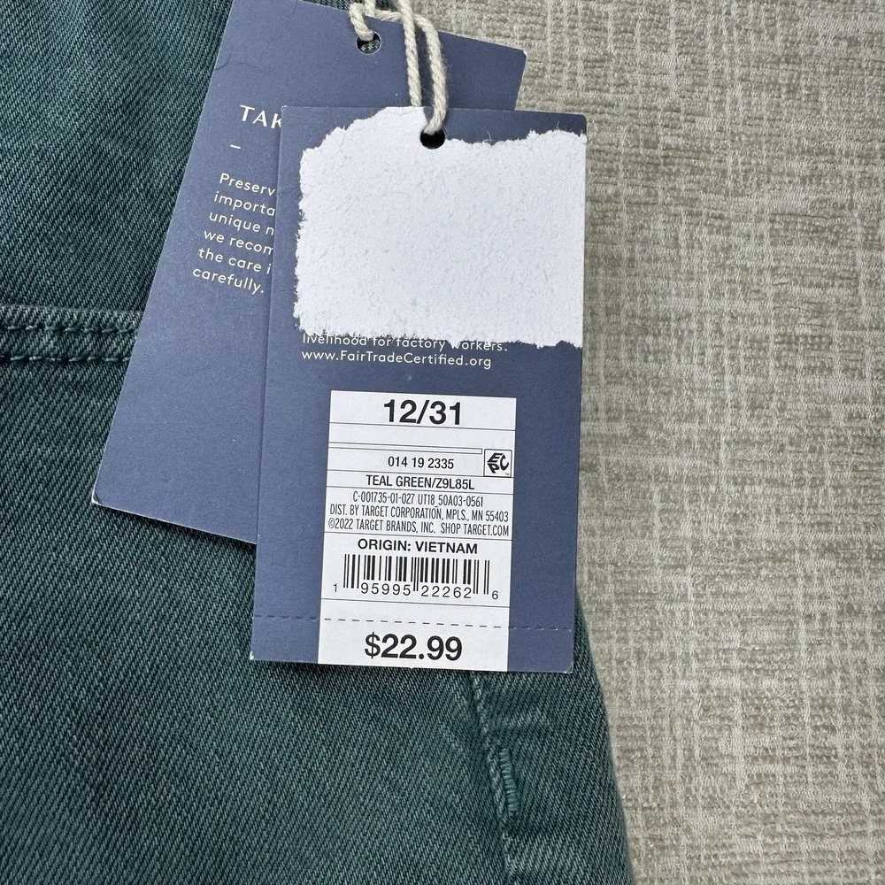 Universal Thread Shorts Womens 12 Teal Vintage Bermuda 7 Inseam‎ Raw Hem Stretch